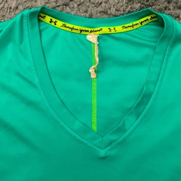 2 Athletic Short Sleeve Tees - Under Armour & Kyodan - size S - Picture 3 of 16